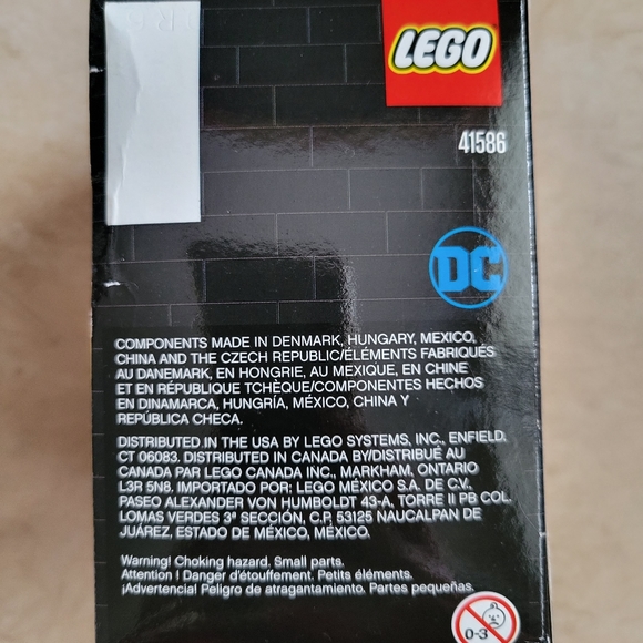 Lego Brickheadz Batgirl #41586 - Picture 2 of 5